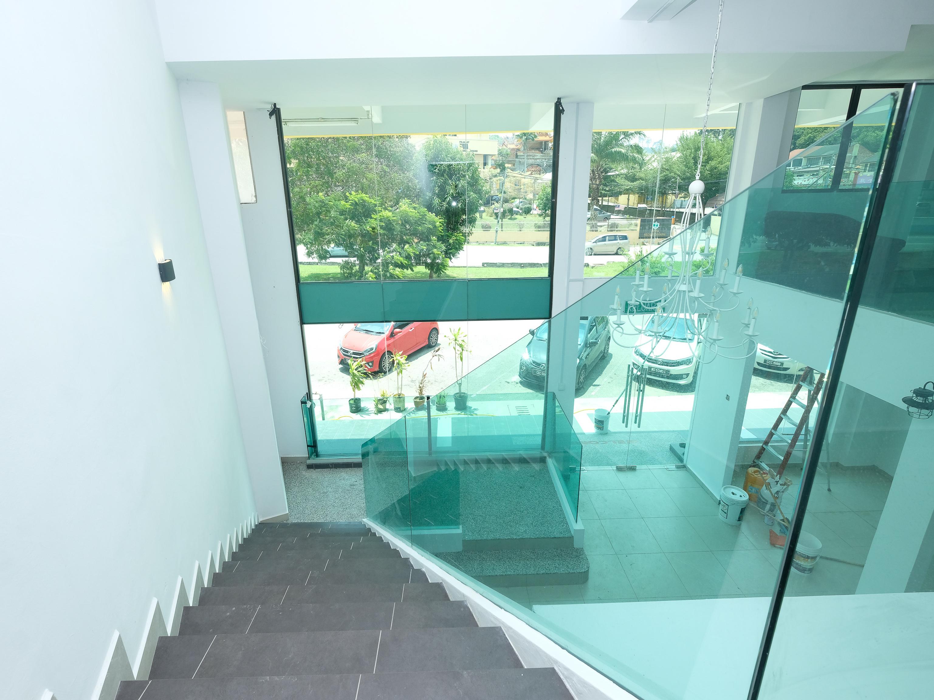 Oyo 44043 First Garden Hotel Kuantan Exteriör bild
